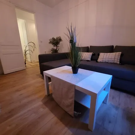 Charmant Appartement Pres De Montmartre 2 Parijs Buitenkant foto