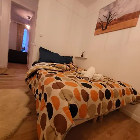 Charmant Appartement Pres De Montmartre 2 Parijs Buitenkant foto